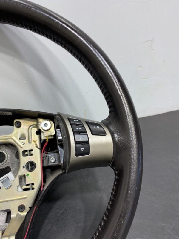 C6 Z06 OEM STEERING WHEEL ASSEMBLY M/T NO PADDLE - Image 7