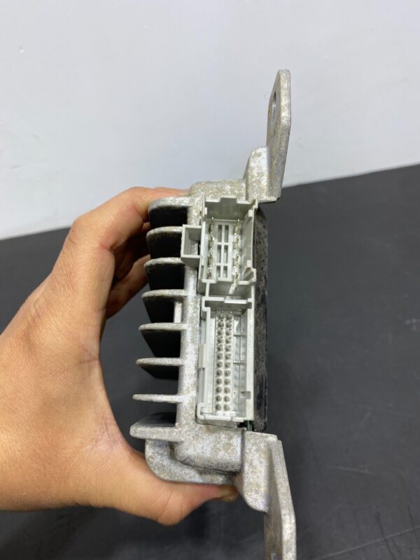 2008 CORVETTE C6 Z06 OEM BOSE RADIO AMPLIFIER - Image 2
