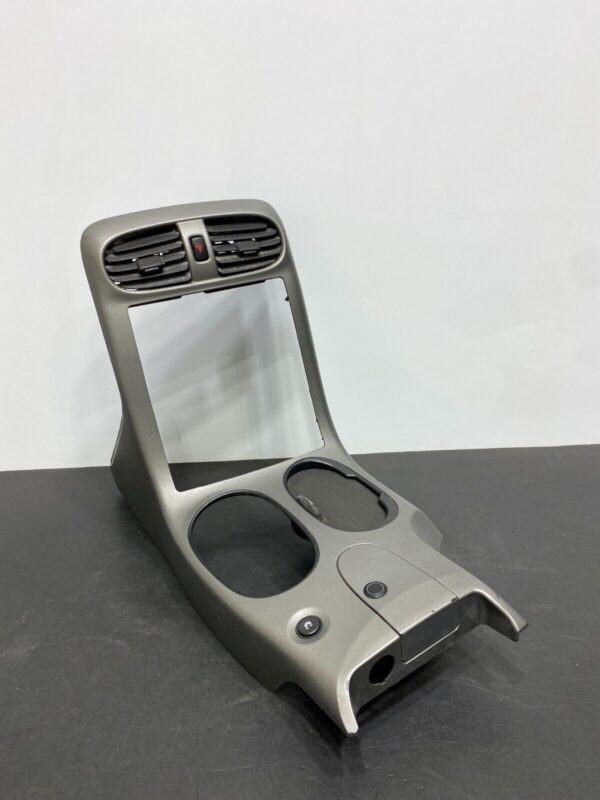 C6 Z06 OEM RADIO CENTER CONSOLE SURROUND BEZEL
