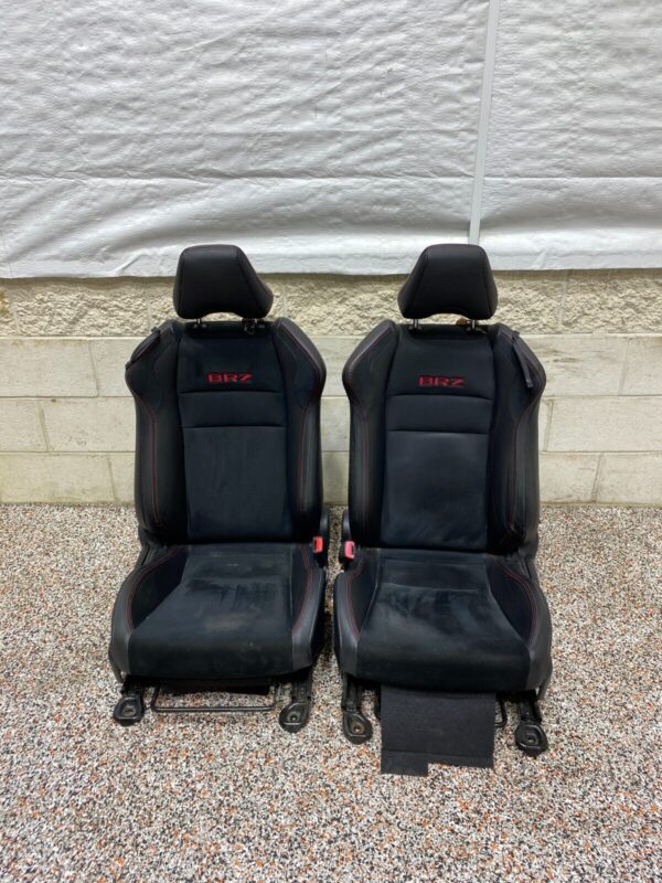 OEM FRONT SEAT PAIR DRIVER PASSENGER WITH SUEDE (SUBARU BRZ)