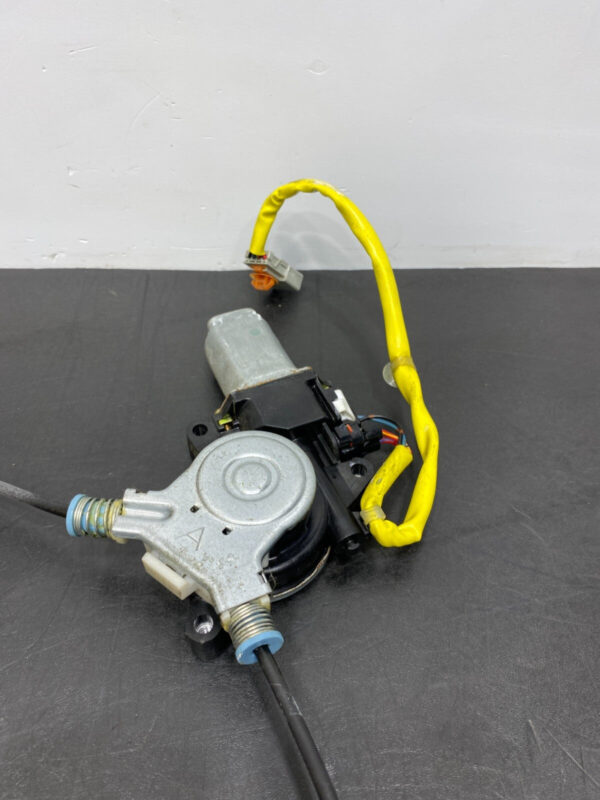 HONDA S2000 AP1 OEM DRIVER LH WINDOW REGULATOR MOTOR - Image 2