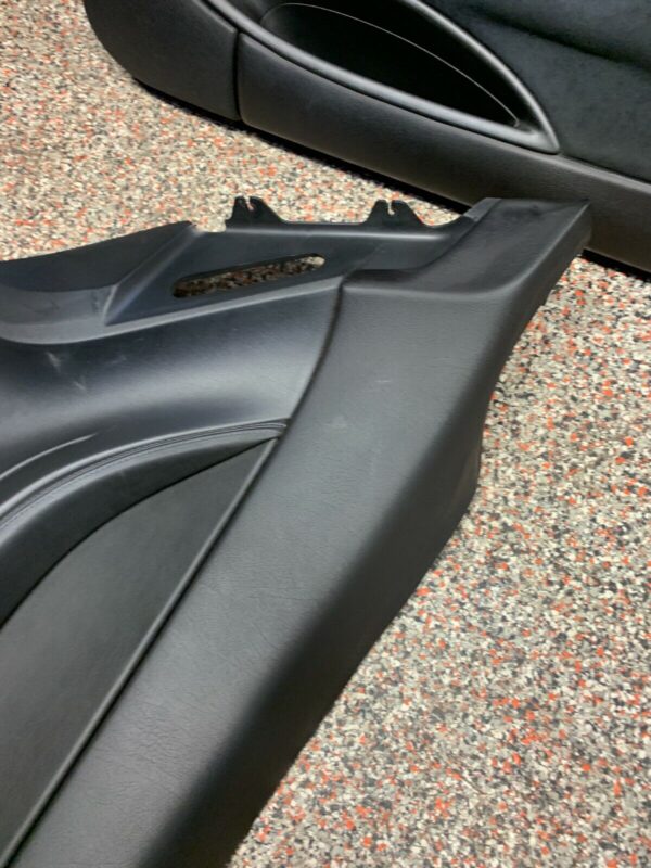 GTO BLACK FRONT DOOR PANELS REAR PANELS - Image 7