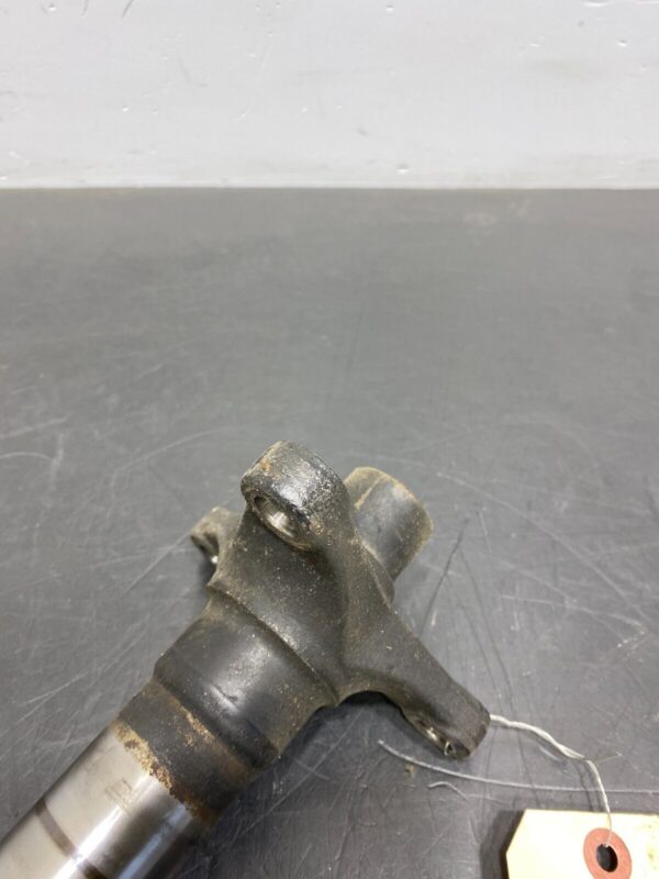 GTO MANUAL T56 DRIVESHAFT SLIP YOKE FLANGE  - Image 4
