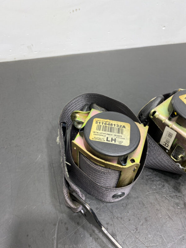 GTO OEM FRONT SEAT BELT PAIR DRIVER PASSENGER BELTS - Image 5