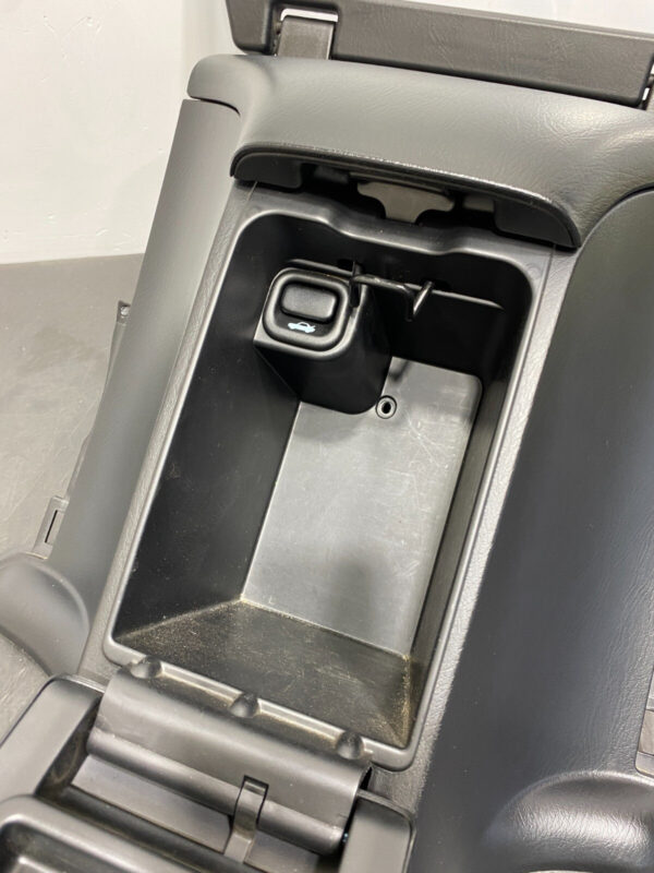 HONDA S2000 AP1 OEM CENTER CONSOLE ALIEN HEAD WITH WIND SCREEN - Image 5