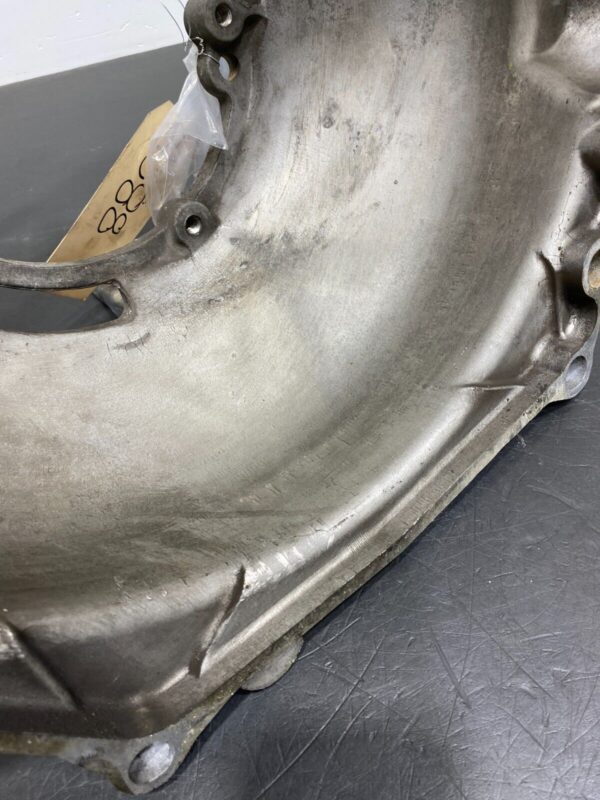 C6 Z06 OEM MANUAL 6 SPEED BELL HOUSING ASSEMBLY - Image 6