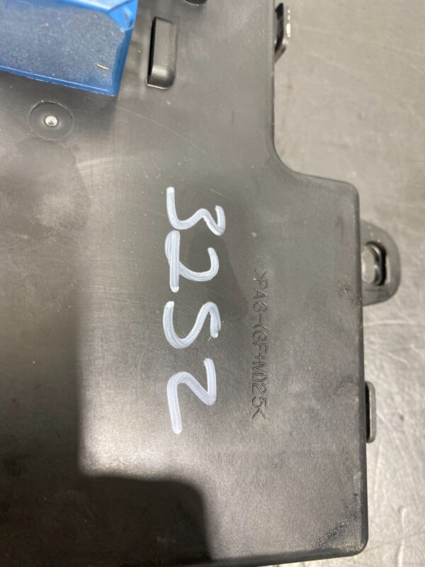 C6 COUPE OEM BCM BODY CONTROL MODULE - Image 2
