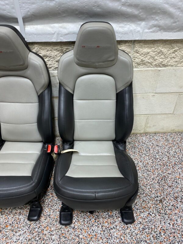 C6 GRANDSPORT OEM BLACK LEATHER FRONT SEATS - Image 9