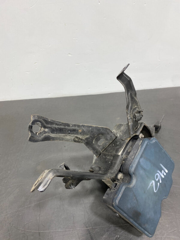 OEM ABS ANTI LOCK BRAKE MODULE UNIT (SUBARU BRZ) - Image 7