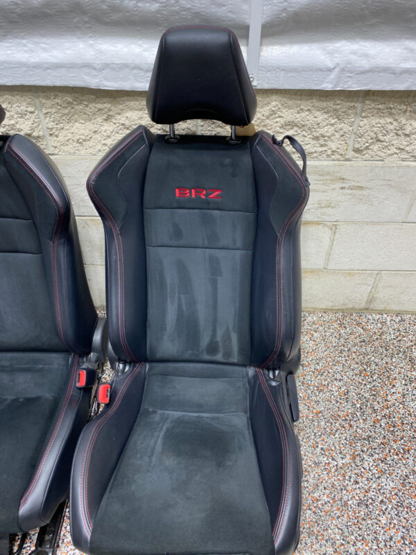 2020 SUBARU BRZ OEM FRONT REAR LEATHER SUEDE SEATS RED BRZ LOGO - Image 3