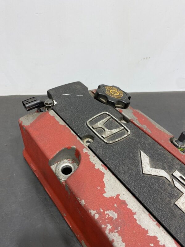 2000 HONDA S2000 AP1 OEM ENGINE VALVE COVER WITH COIL COVER - Image 5