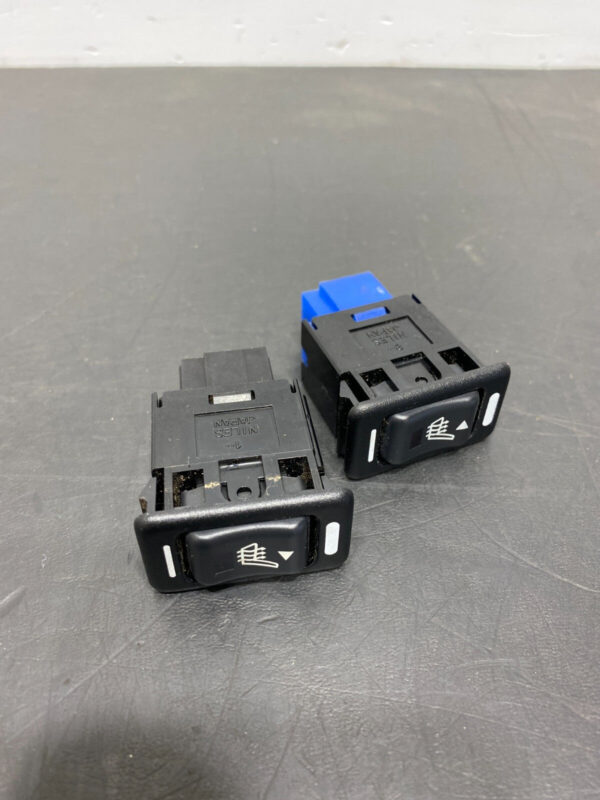 SUBARU BRZ PERFORMANCE OEM SEAT HEATER SWITCH BUTTONS PAIR