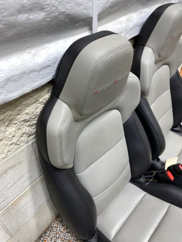 C6 GRANDSPORT OEM BLACK LEATHER FRONT SEATS - Image 8