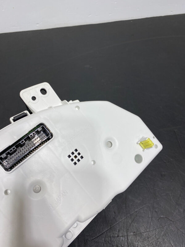 OEM GAUGE CLUSTER INSTRUMENT CLUSTER ASSEMBLY SABURA - Image 6