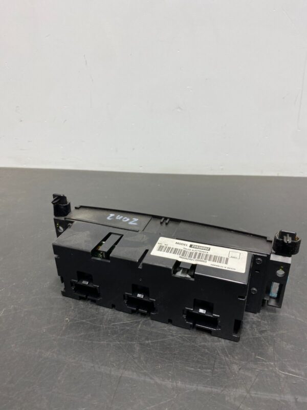C6 GRANDSPORT OEM HVAC CLIMATE CONTROL UNIT - Image 6