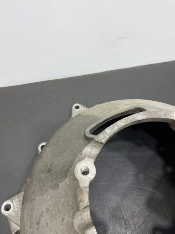 C6 Z06 OEM MANUAL 6 SPEED BELL HOUSING ASSEMBLY - Image 4