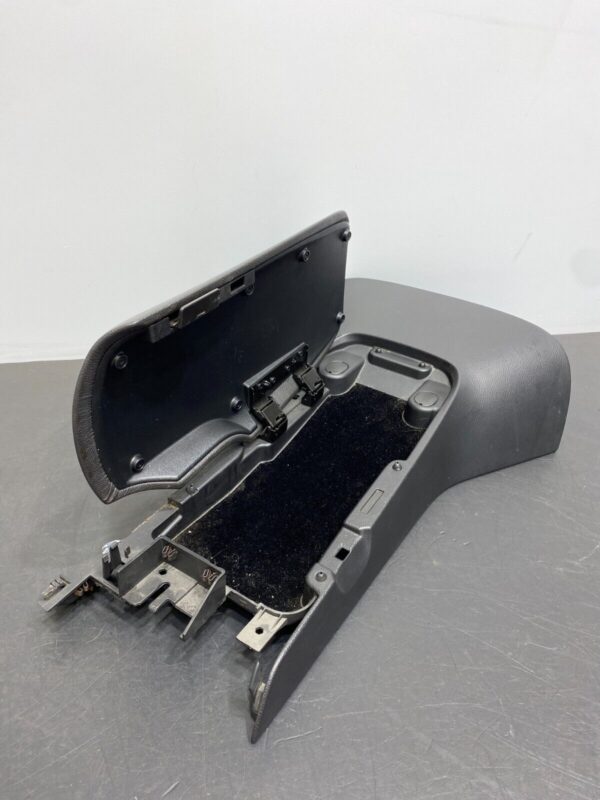 C6 OEM BLACK CENTER CONSOLE ARM REST ASSEMBLY - Image 3
