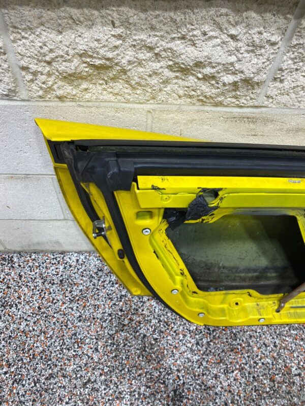 C6 OEM DRIVER LH DOOR SKIN SHELL - Image 9