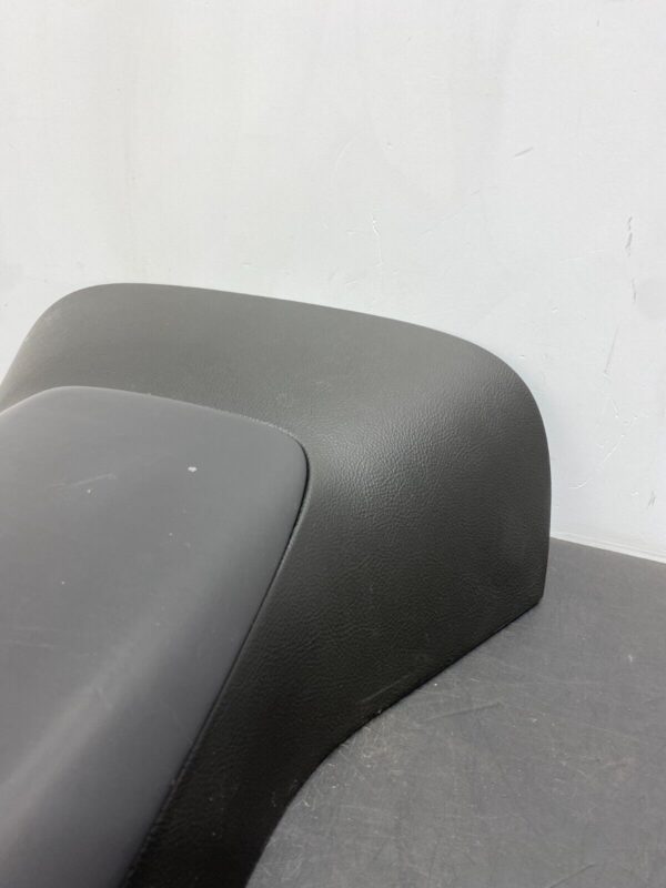C6 OEM CENTER CONSOLE ARM REST WITH FLAG COVER - Image 2