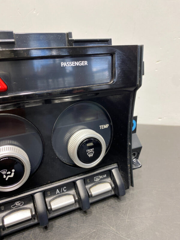 OEM CARBON LOOK CLIMATE CONTROL SWITCH PANEL SABURA - Image 2