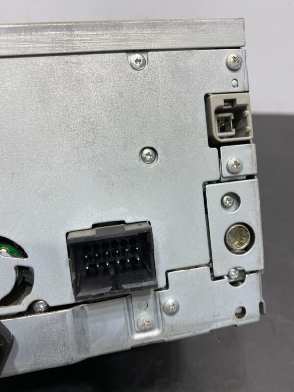 C6 OEM RADIO HEAD UNIT ASSEMBLY WITH NAVIGATION - Image 2