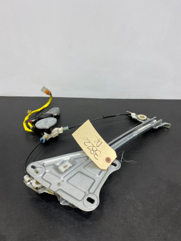 HONDA S2000 AP1 OEM DRIVER LH WINDOW REGULATOR MOTOR - Image 4