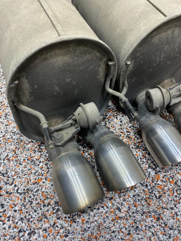 C6 OEM 2.5 INCH NPP MUFFLER PAIR DRIVER PASSENGER - Image 4
