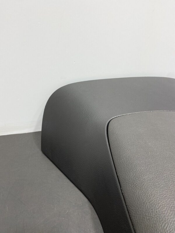 C6 OEM BLACK CENTER CONSOLE ARM REST ASSEMBLY - Image 4