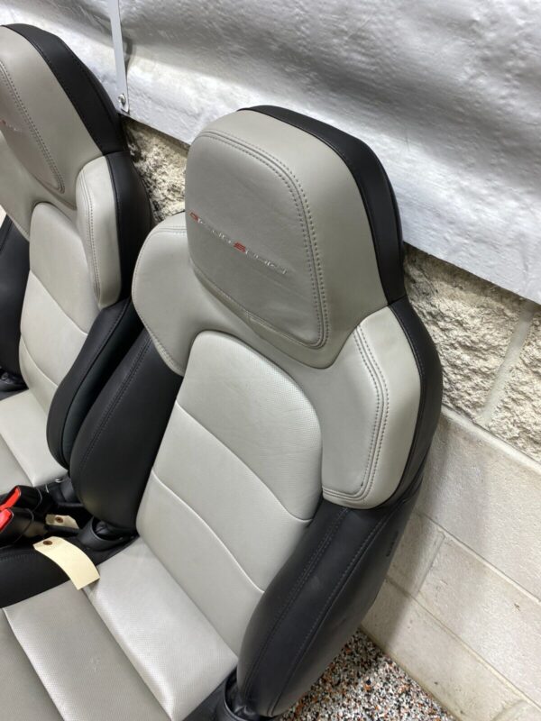 C6 GRANDSPORT OEM BLACK LEATHER FRONT SEATS - Image 11
