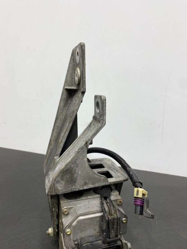 CORVETTE C5 Z06 OEM ANTI LOCK BRAKE MODULE EBCM MODULE - Image 4