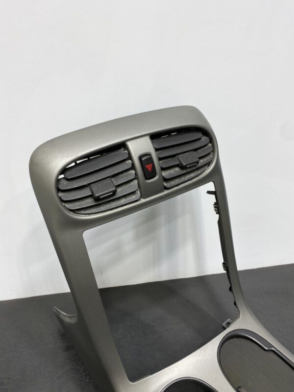 C6 Z06 OEM RADIO CENTER CONSOLE SURROUND BEZEL - Image 4