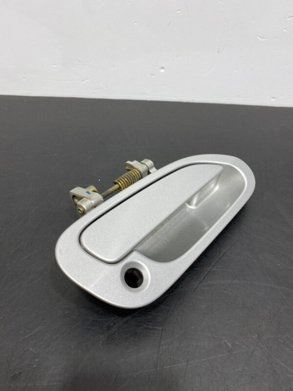 HONDA S2000 AP1 OEM PASSENGER RH EXTERIOR DOOR HANDLE ASSEMBLY