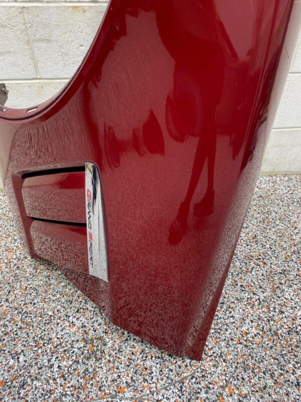 C6 GRANDSPORT OEM DRIVER LH FRONT FENDER WITH EMBLEM - Image 3