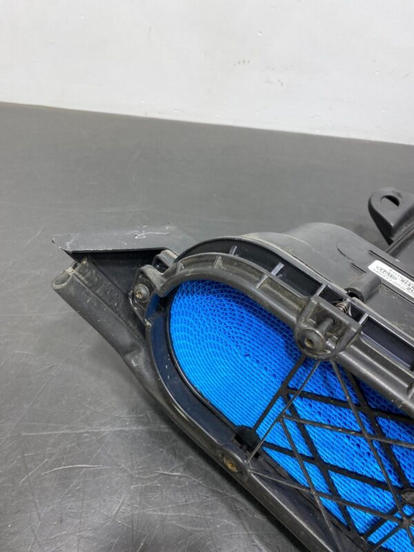 C6 OEM AIR INTAKE BOX WITH FILTER ASSEMBLY  - Image 2