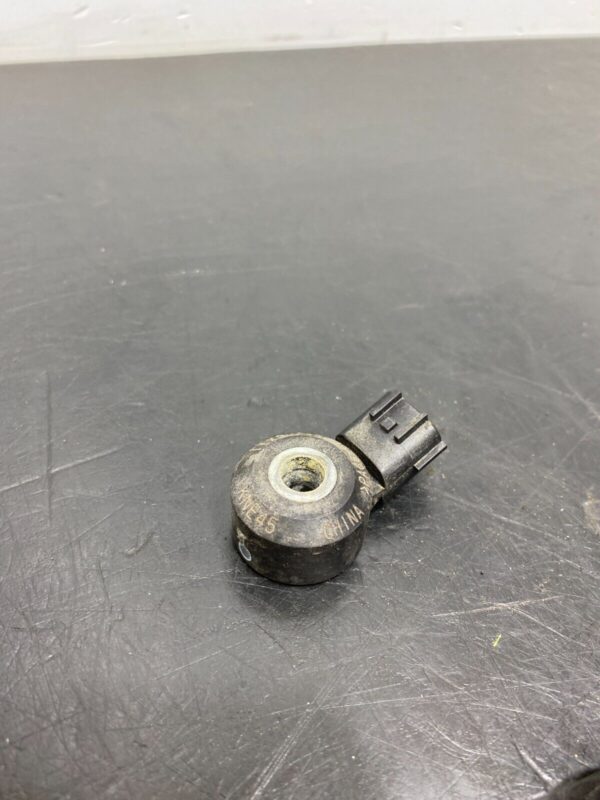OEM KNOCK SENSOR PAIR USED(SUBARU BRZ) - Image 2