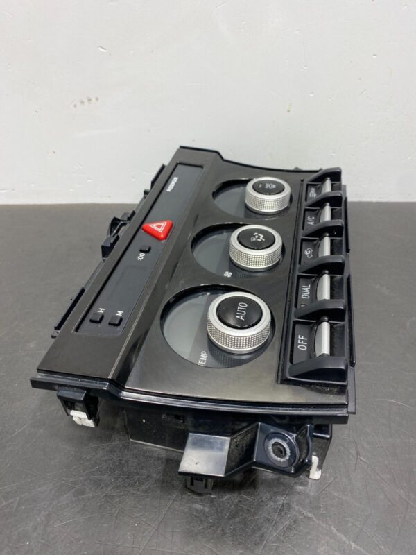 OEM CARBON LOOK CLIMATE CONTROL HVAC UNIT (SUBARU BRZ)