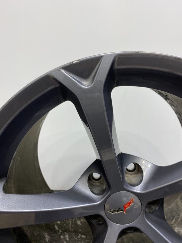 C6 OEM REAR WHEEL RIM USED 19x12 (CORVETTE) - Image 6