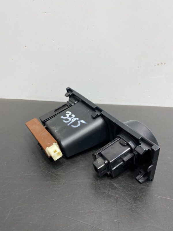 OEM START BUTTON WITH USB PLUG (SUBARU BRZ) - Image 5