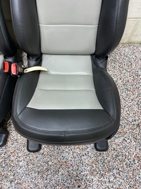 C6 GRANDSPORT OEM BLACK LEATHER FRONT SEATS - Image 6