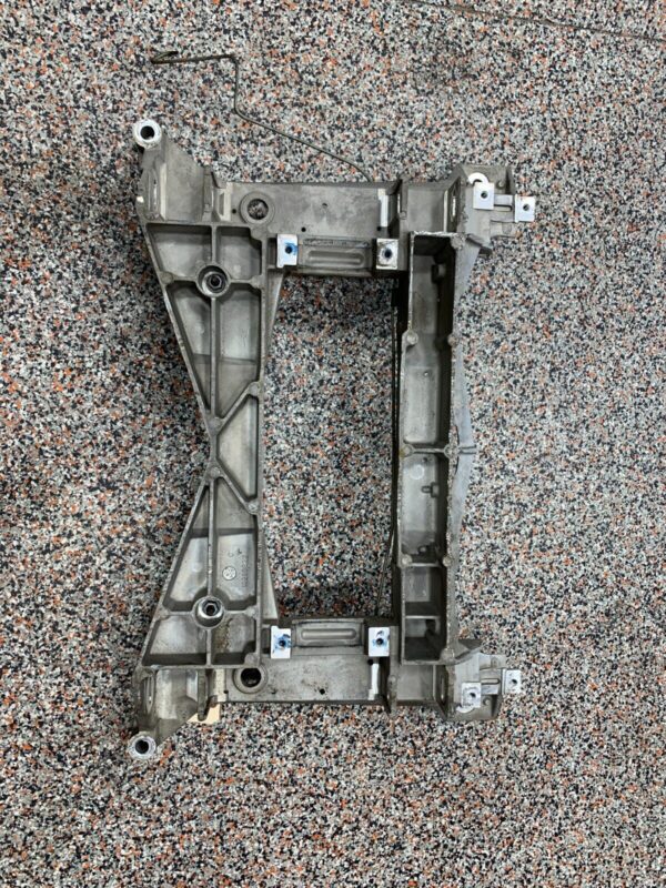 1998 CORVETTE C5 COUPE OEM FRONT SUBFRAME ENGINE CRADLE - Image 5