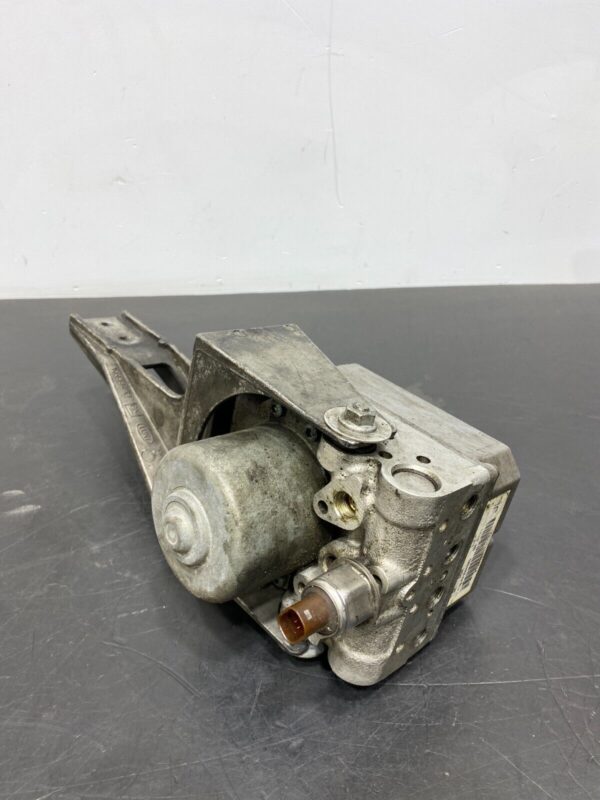 C6 OEM ABS ANTI LOCK BRAKE MODULE 
