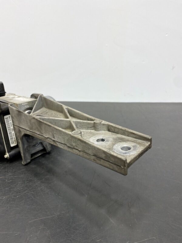 C6 GRANDSPORT OEM ABS ANTI LOCK BRAKE UNIT  - Image 5