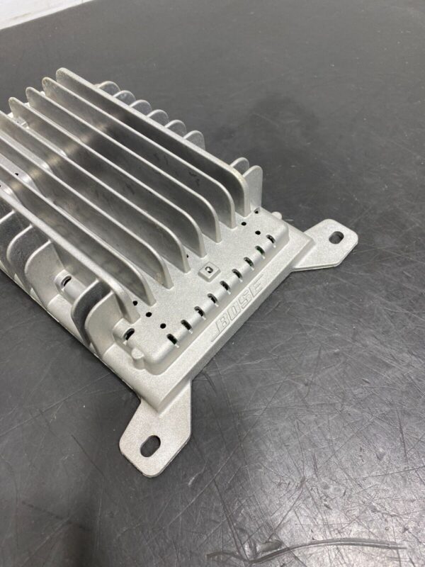 2008 CORVETTE C6 Z06 OEM BOSE RADIO AMPLIFIER - Image 7