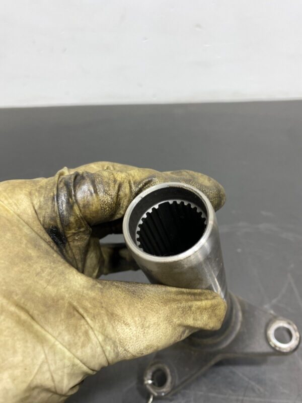GTO MANUAL T56 DRIVESHAFT SLIP YOKE FLANGE  - Image 6