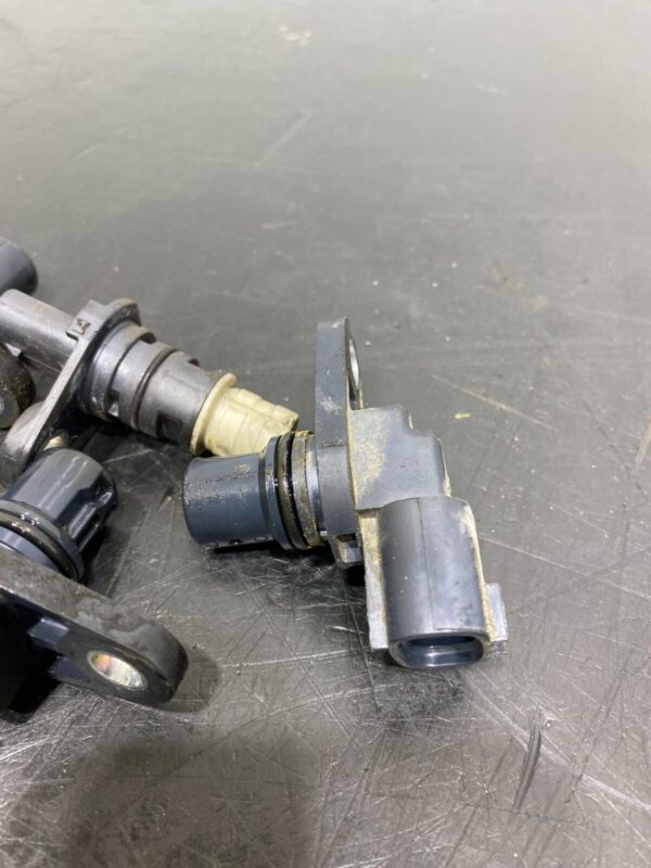 OEM CAMSHAFT AND CRANK SHAFT POSITION SENSOR SET OF (4) (SUBARU BRZ) - Image 7