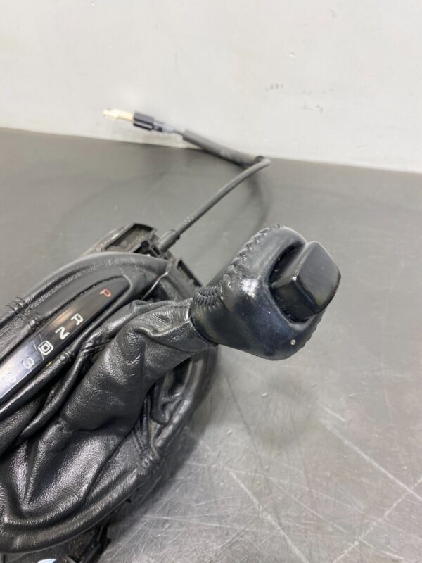 2000 CORVETTE C5 OEM AUTOMATIC SHIFTER ASSEMBLY - Image 4