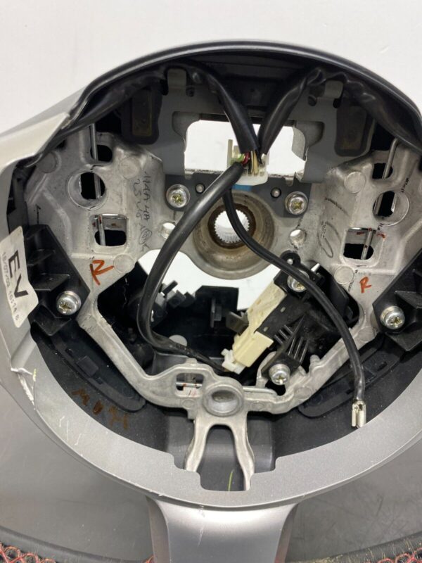 OEM PERFORMANCE PACK STEERING WHEEL ASSEMBLY (SUBARU BRZ) - Image 8