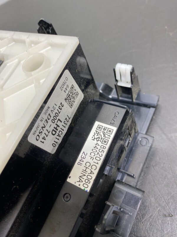 OEM CARBON LOOK CLIMATE CONTROL HVAC UNIT (SUBARU BRZ) - Image 3