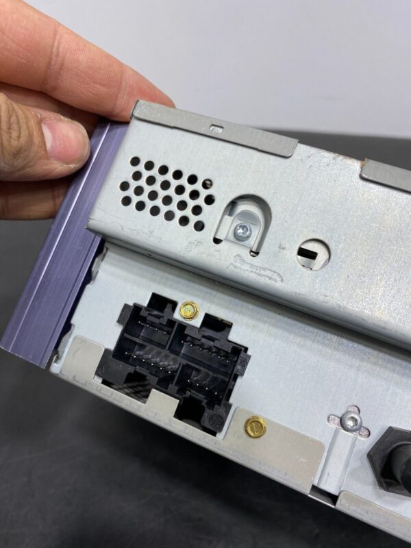 CORVETTE C5 Z06 OEM RADIO HEAD UNIT ASSEMBLY - Image 9