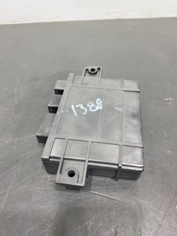 C6 Z06 OEM RFID HUB KEYLESS MODULE - Image 2